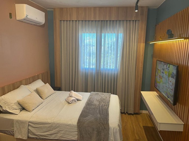 Studio novissimo com vista para o parque